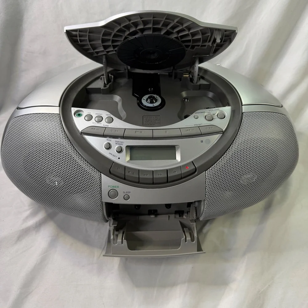 Sony CFD-S350 Portable Boombox CD Cassette Radio Player Silver Mega Bass